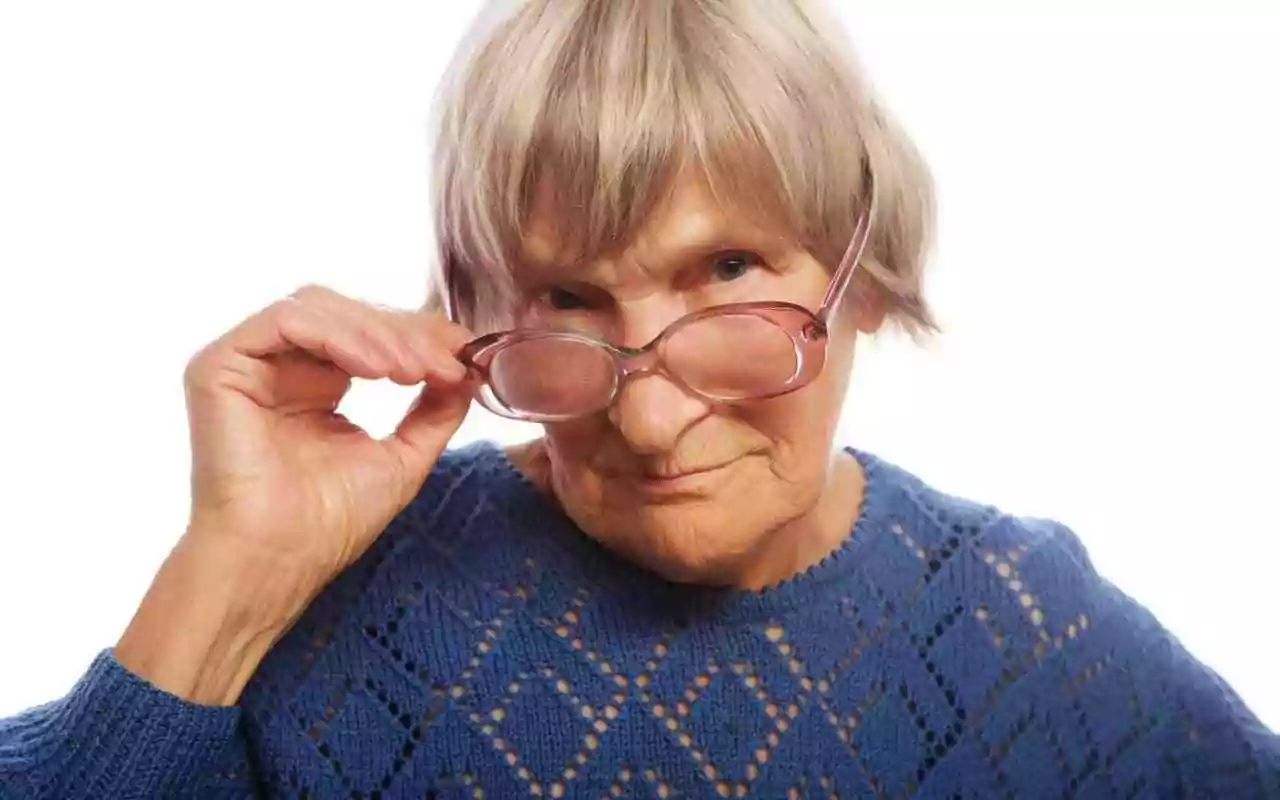 Senior woman wearing glasses.